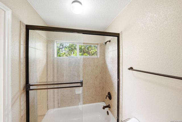 28130 George Obrien, San Antonio, TX 78260