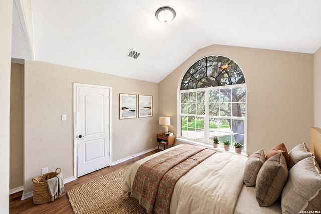 28130 George Obrien, San Antonio, TX 78260