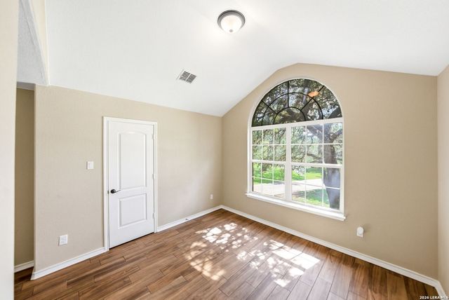 28130 George Obrien, San Antonio, TX 78260