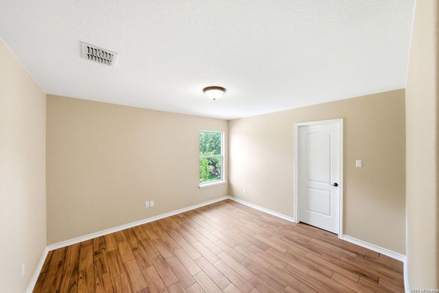 28130 George Obrien, San Antonio, TX 78260