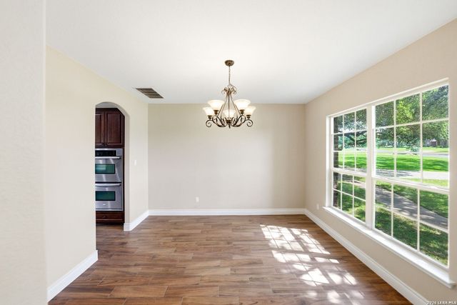 28130 George Obrien, San Antonio, TX 78260