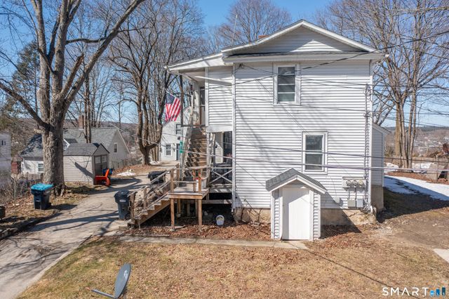 2-12 Lyon Street, Putnam, CT 06260