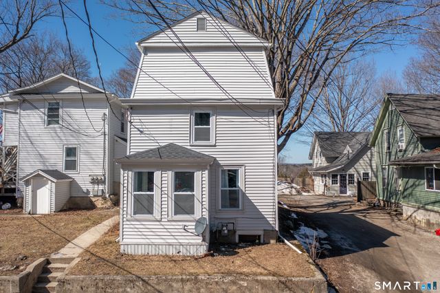 2-12 Lyon Street, Putnam, CT 06260