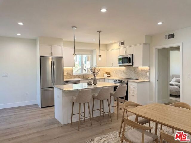 1546 S Ogden Drive A1, Los Angeles, CA 90019