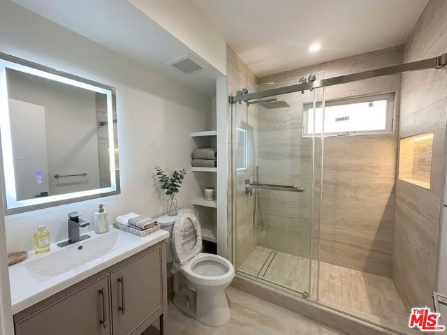 1546 S Ogden Drive A1, Los Angeles, CA 90019