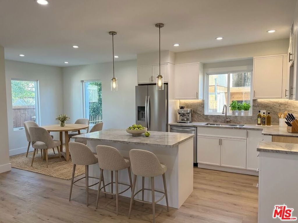 1546 S Ogden Drive A1, Los Angeles, CA 90019
