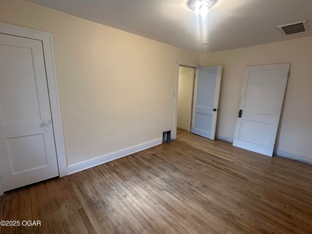 206 S Connor Avenue, Joplin, MO 64801