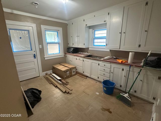 206 S Connor Avenue, Joplin, MO 64801