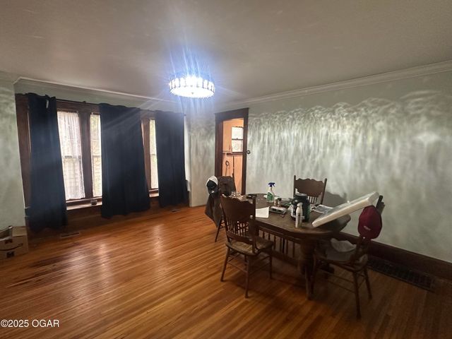 206 S Connor Avenue, Joplin, MO 64801