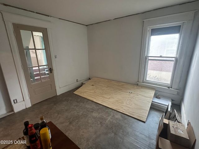 206 S Connor Avenue, Joplin, MO 64801