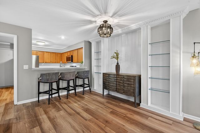 1650 W Ethans Glen Drive, Palatine, IL 60067