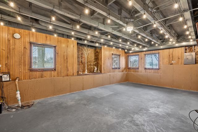 1650 W Ethans Glen Drive, Palatine, IL 60067