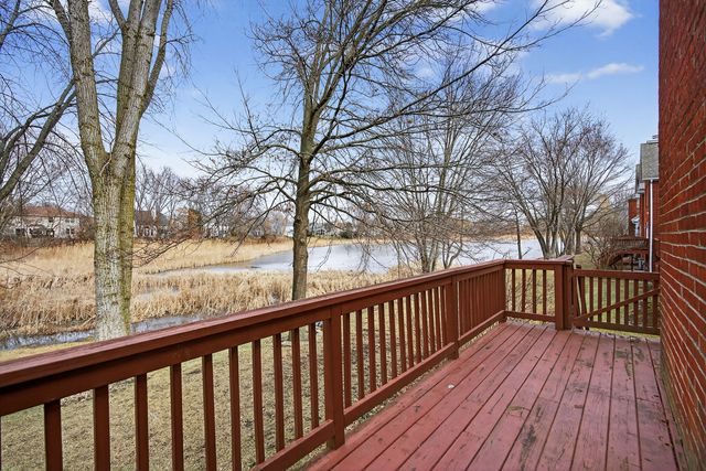 1650 W Ethans Glen Drive, Palatine, IL 60067