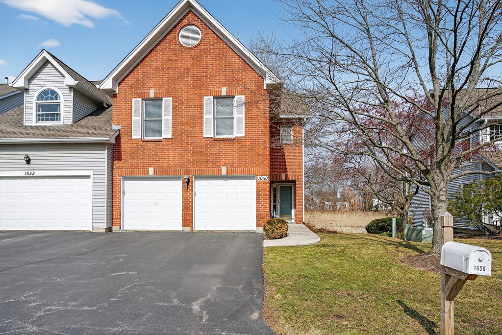 1650 W Ethans Glen Drive, Palatine, IL 60067