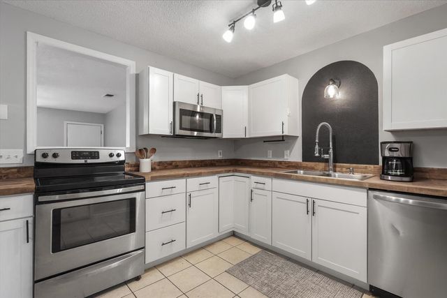 2032 Harriet Drive, Tallahassee, FL 32303