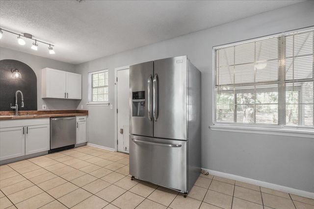 2032 Harriet Drive, Tallahassee, FL 32303