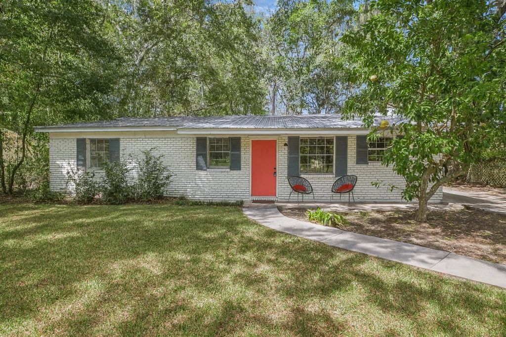 2032 Harriet Drive, Tallahassee, FL 32303