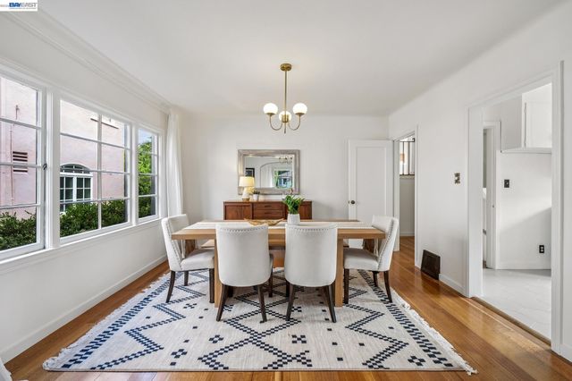 2843 Central Ave, Alameda, CA 94501