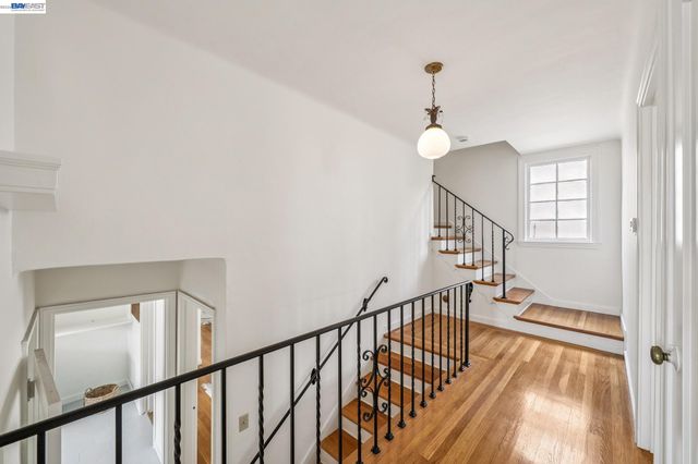 2843 Central Ave, Alameda, CA 94501