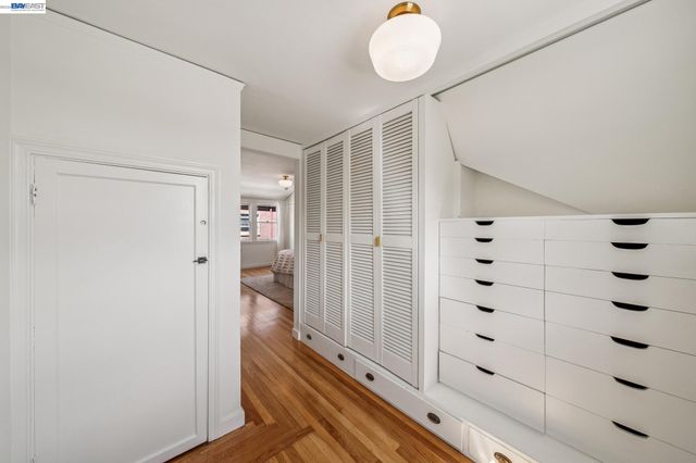 2843 Central Ave, Alameda, CA 94501