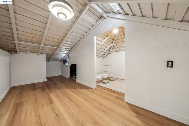 2843 Central Ave, Alameda, CA 94501