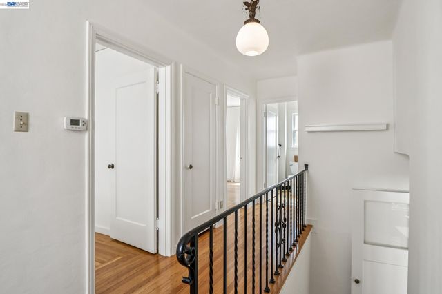 2843 Central Ave, Alameda, CA 94501