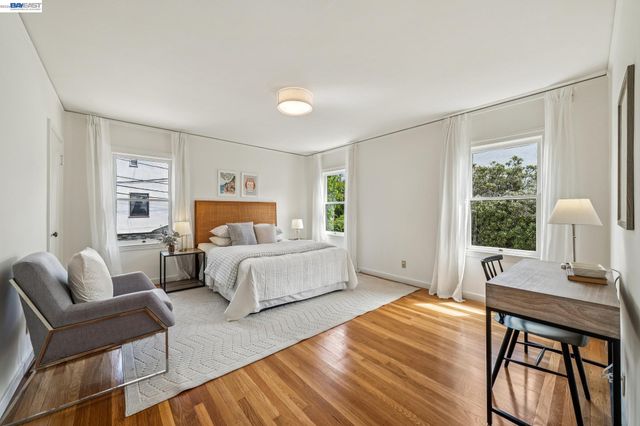 2843 Central Ave, Alameda, CA 94501