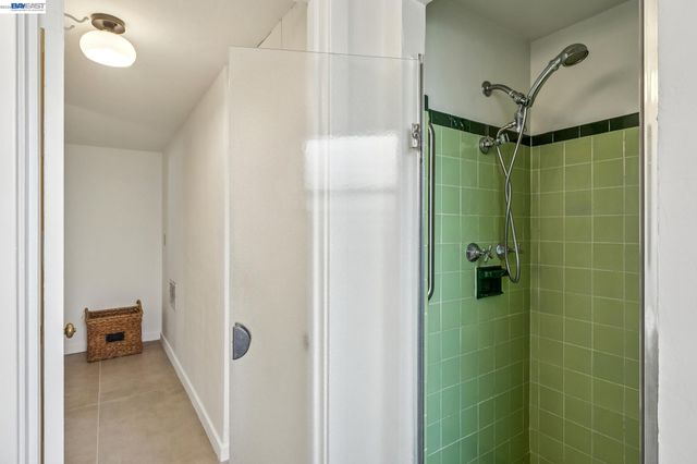 2843 Central Ave, Alameda, CA 94501