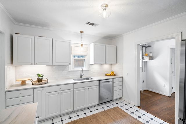 5523 Ellsworth Avenue, Dallas, TX 75206