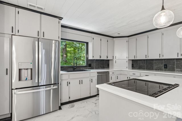 407 Robinwood Drive, Shelby, NC 28150