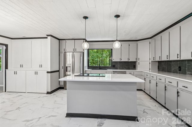 407 Robinwood Drive, Shelby, NC 28150
