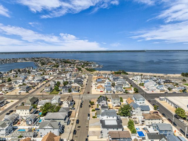 119 New Brunswick Avenue, Lavallette, NJ 08735