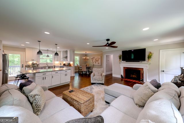 1500 Welcome Road, Newnan, GA 30263