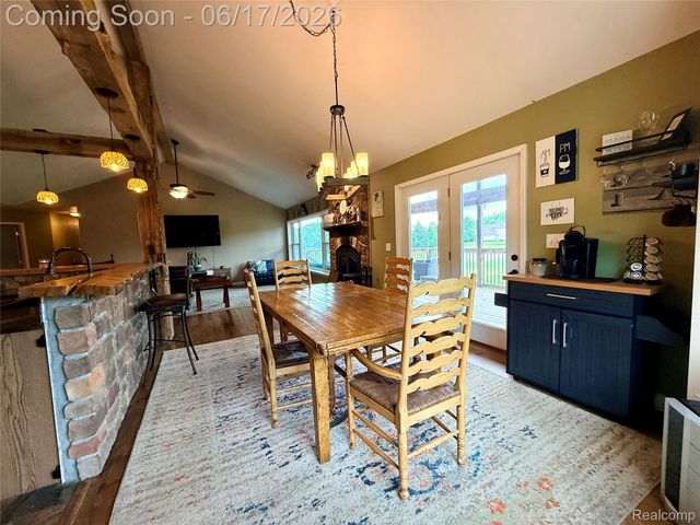 2543 Greenwood Road, Lapeer Township, MI 48446