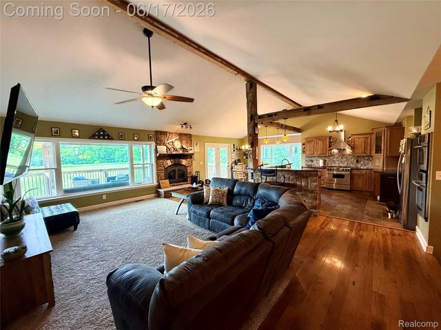 2543 Greenwood Road, Lapeer Township, MI 48446