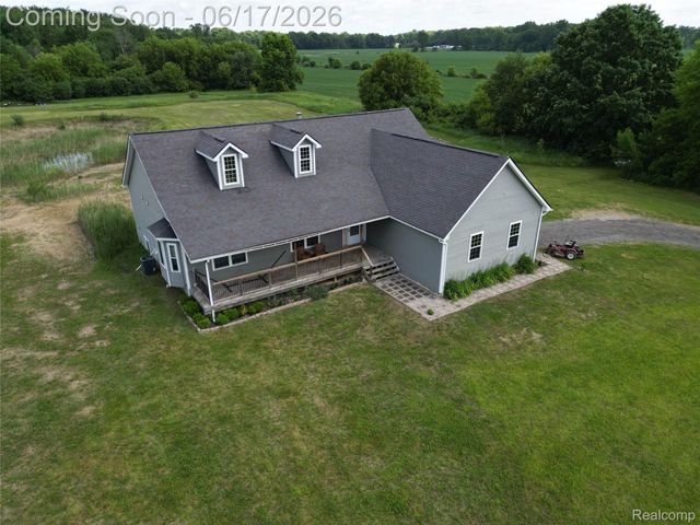 2543 Greenwood Road, Lapeer Township, MI 48446
