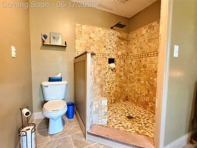 2543 Greenwood Road, Lapeer Township, MI 48446