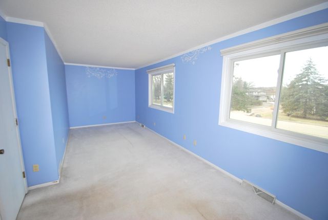 1901 Yorkshire Avenue S, Hopkins, MN 55305