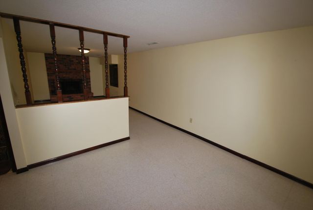 1901 Yorkshire Avenue S, Hopkins, MN 55305