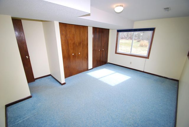 1901 Yorkshire Avenue S, Hopkins, MN 55305