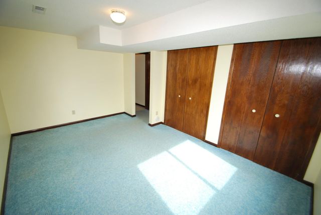 1901 Yorkshire Avenue S, Hopkins, MN 55305