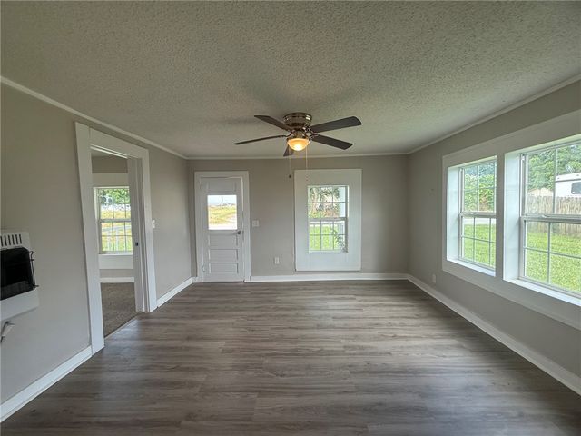 1033 N West Avenue, Lincoln, AR 72744