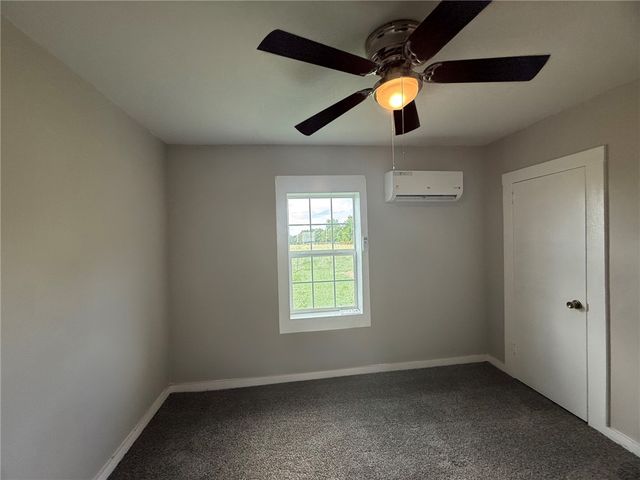 1033 N West Avenue, Lincoln, AR 72744