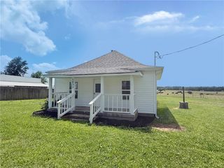 1033 N West Avenue, Lincoln, AR 72744