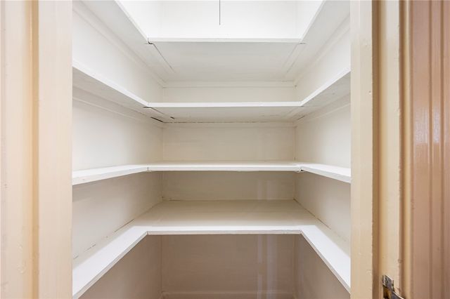 521 Chamberlain St, Corpus Christi, TX 78404