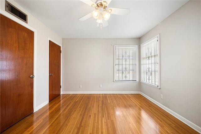 521 Chamberlain St, Corpus Christi, TX 78404