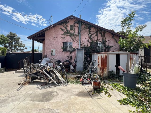 1201 W 71st, Los Angeles, CA 90044