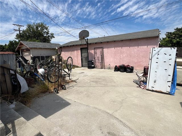 1201 W 71st, Los Angeles, CA 90044