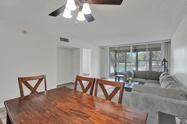 1920 SABAL PALM Drive 203, Davie, FL 33324