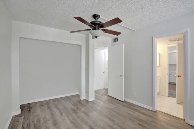 1920 SABAL PALM Drive 203, Davie, FL 33324